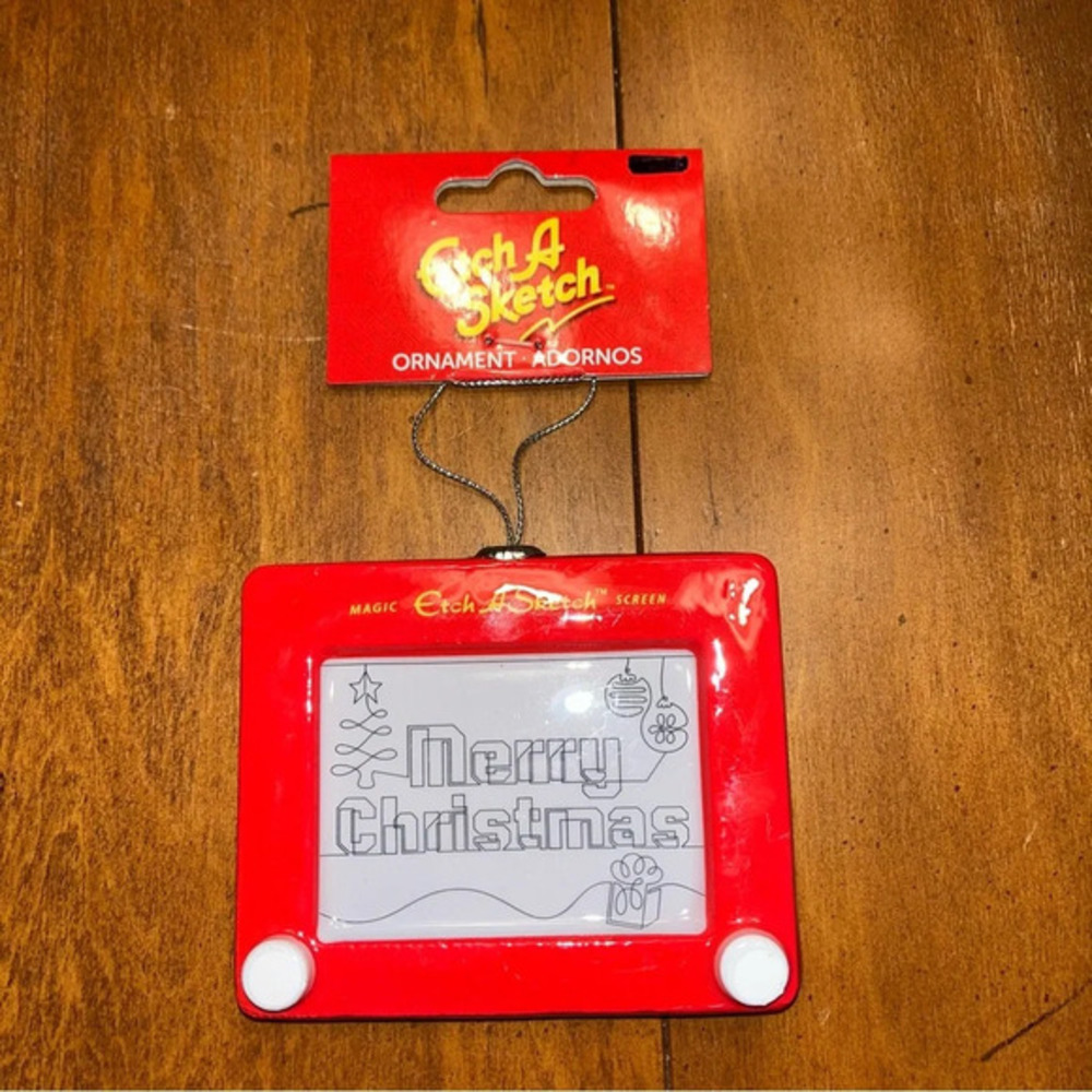 NWT Ruz Magic Etch A Sketch Miniature Christmas Tree Ornament - 2023